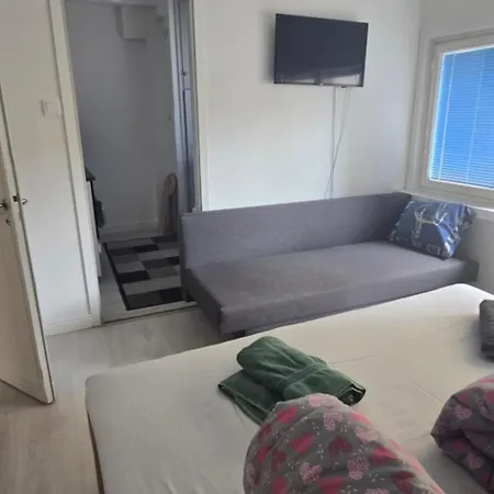 Centric Cozy Entire In Kallio, Хельсинки