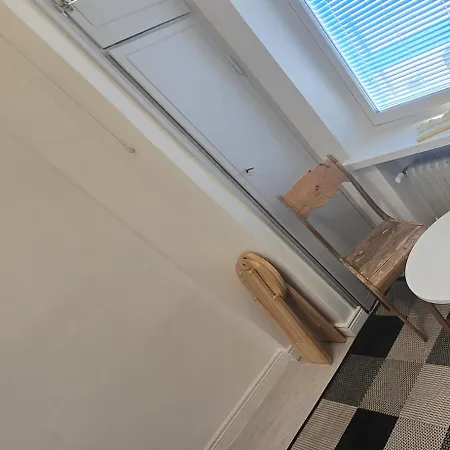 Centric Cozy Entire In Kallio,